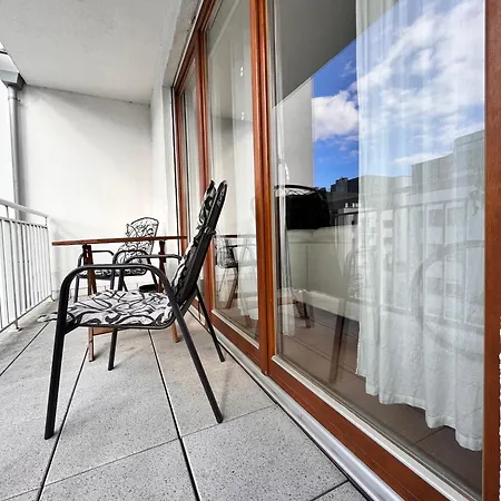 Mercury Two-bedroom Free Parking And Breakfast Available Optionally Swinoujscie