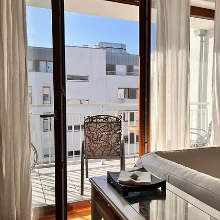 Mercury Two-bedroom & Parking Apartment