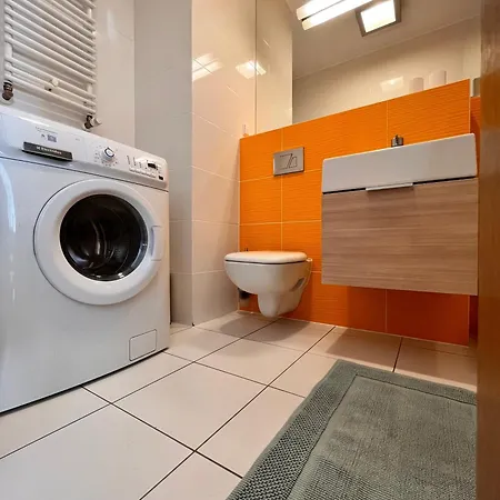 Mercury Two-bedroom & Parking *